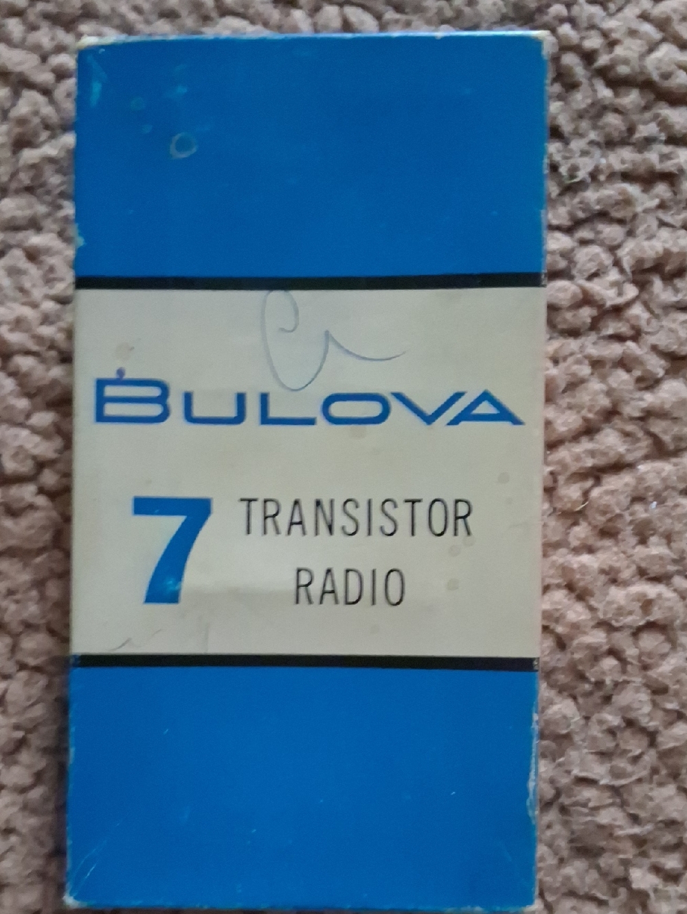 Vintage Bulova 7 Transistor Radio
